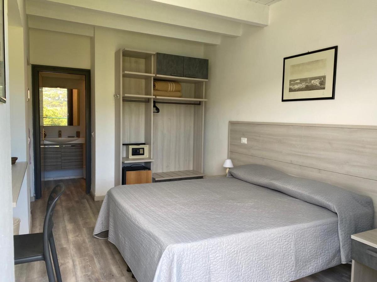 Hotel Capo Di Stella Каполивери Экстерьер фото