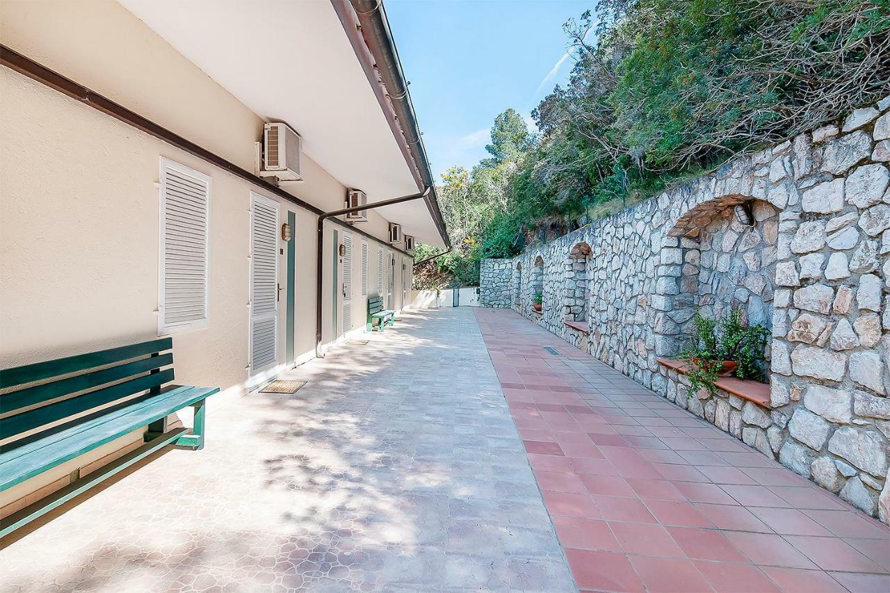 Hotel Capo Di Stella Каполивери Экстерьер фото
