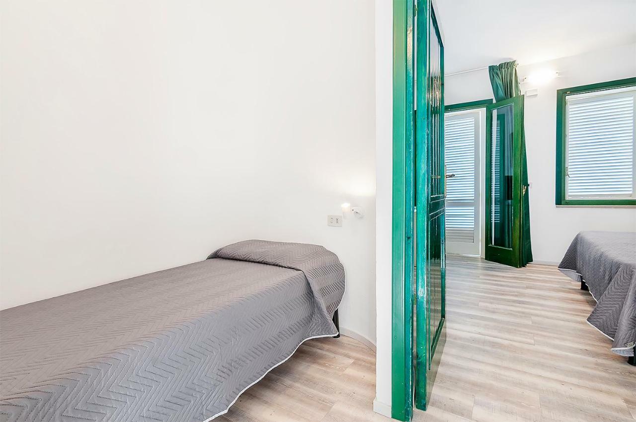 Hotel Capo Di Stella Каполивери Экстерьер фото