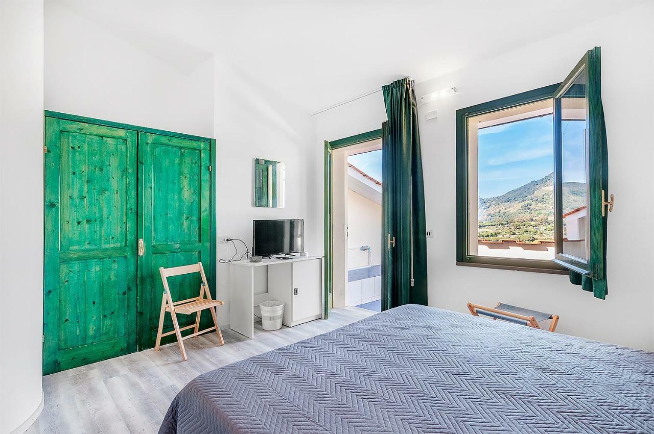 Hotel Capo Di Stella Каполивери Экстерьер фото